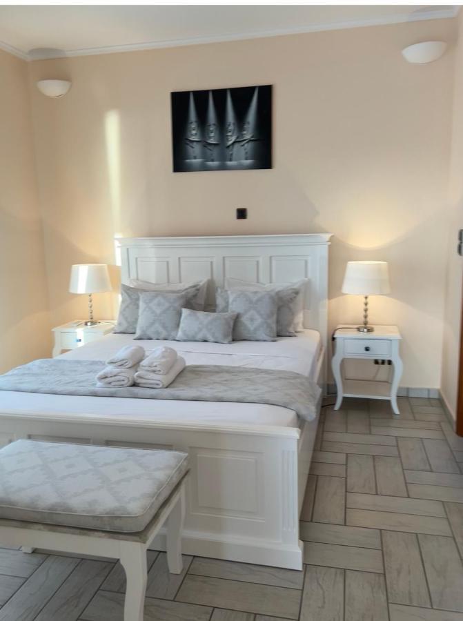 Katerina Apartments & Studios 나오우사 외부 사진